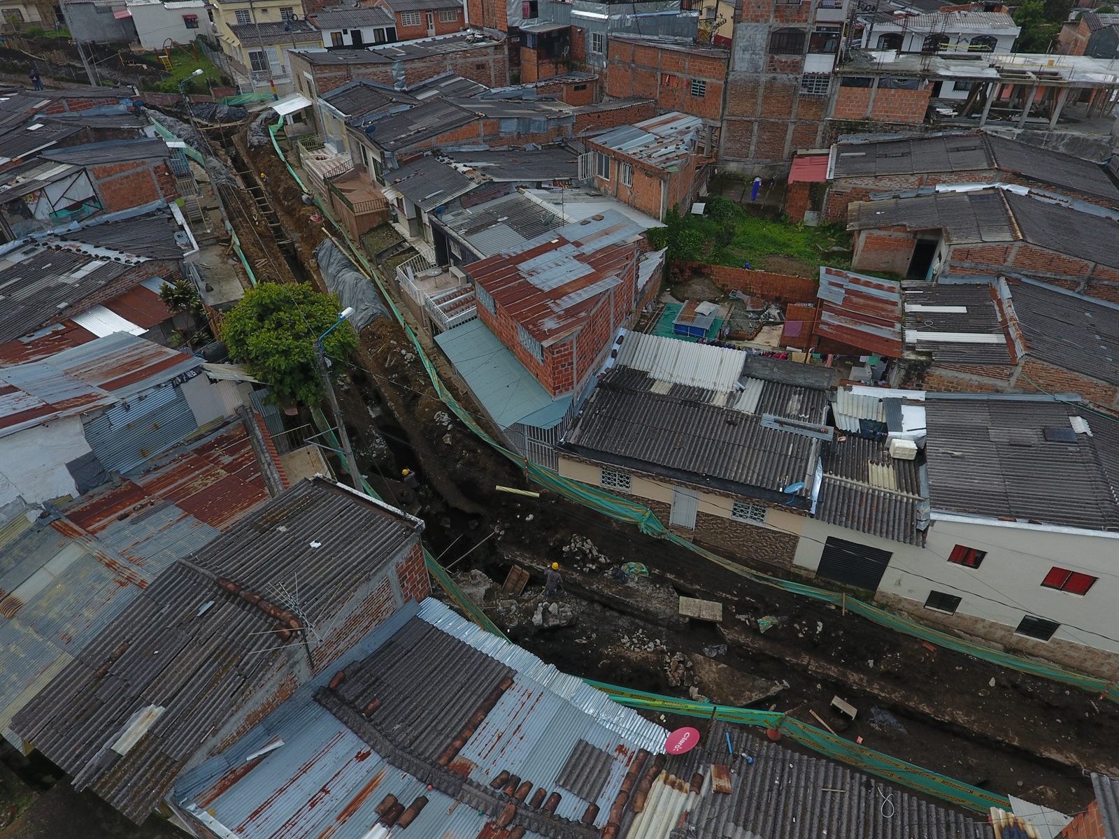 Sewer network construction in the La Miranda neighbourhood, Armenia, Quindío (4/4)