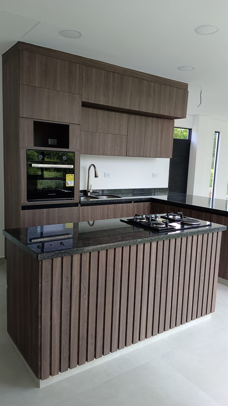 Two-storey country house built in Alcalá, Valle del Cauca, Colombia (3/6)